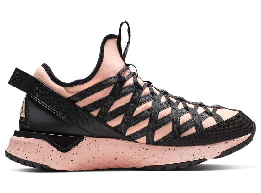 nike-acg BV6344-800