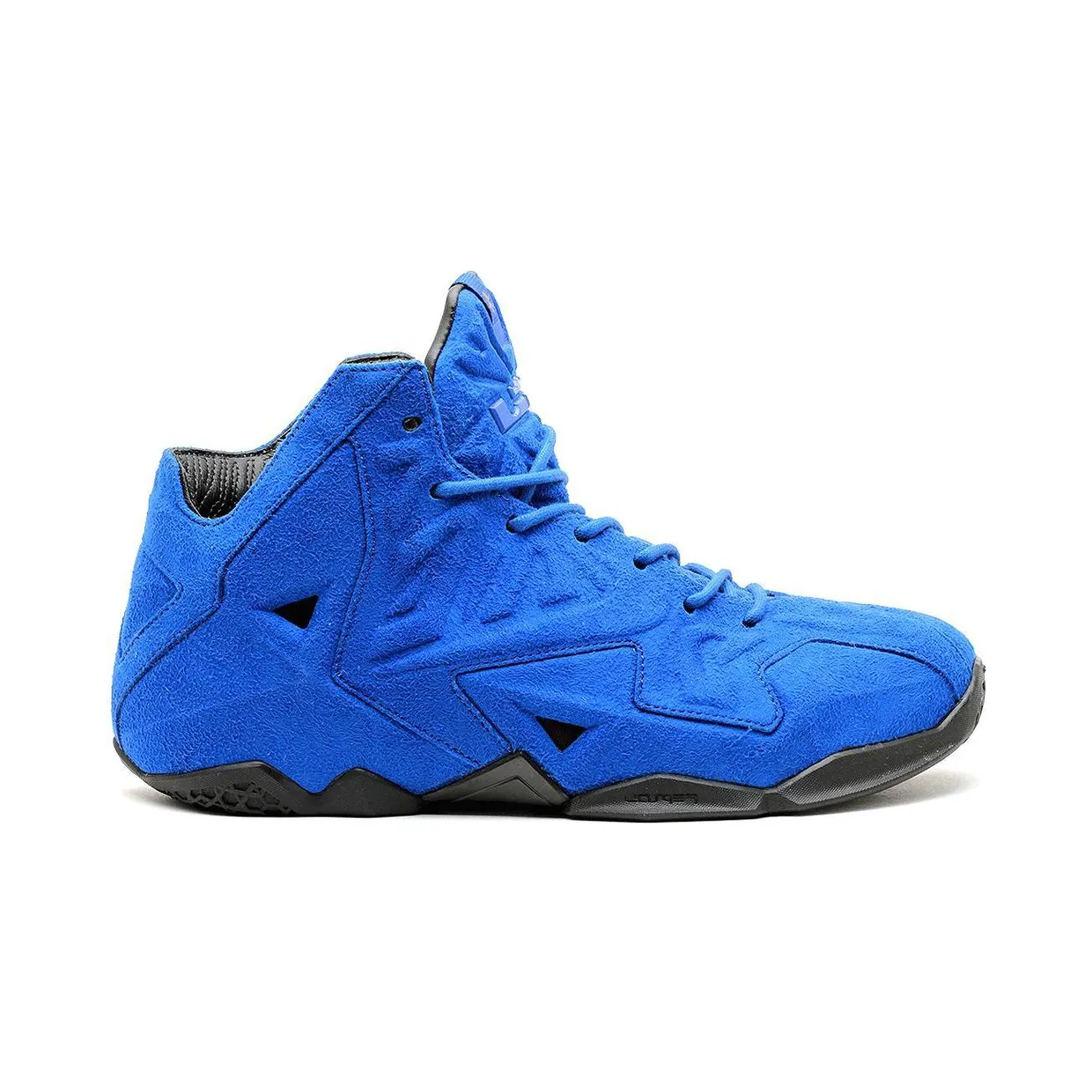 nike-lebron-11 656274-440