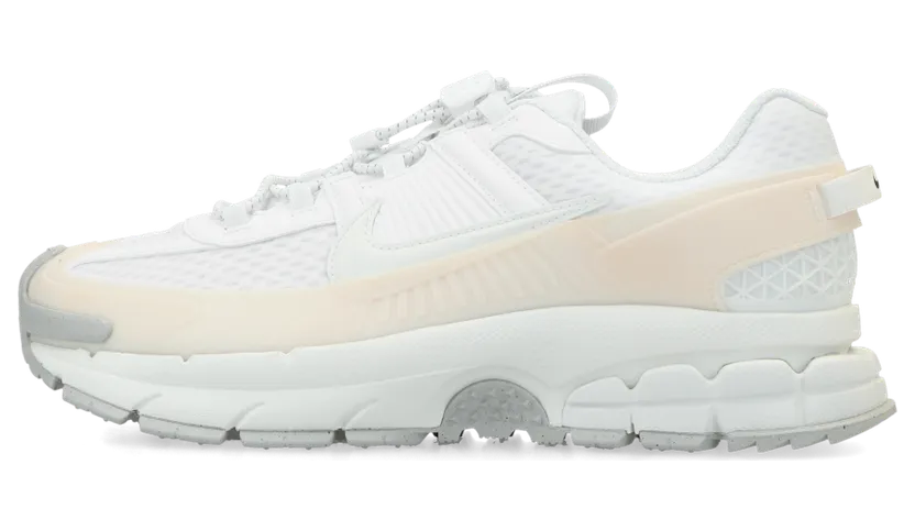 Nike Vomero Roam Wit