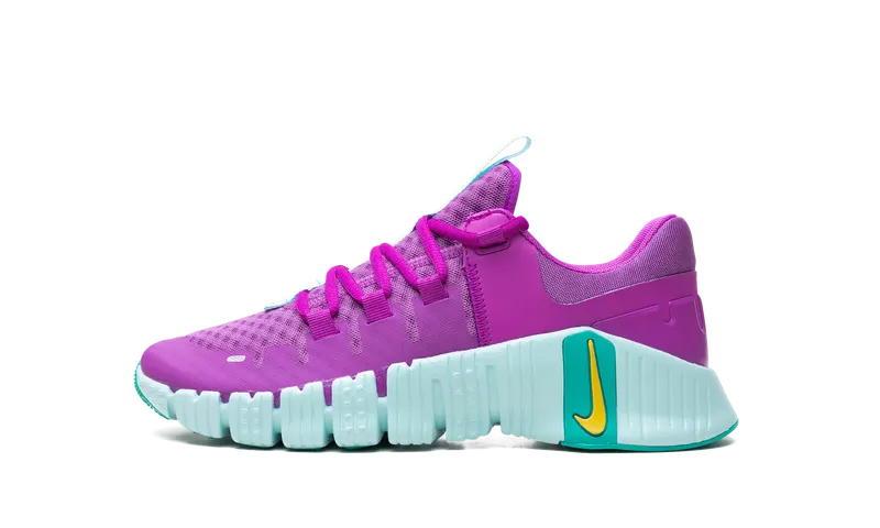 Nike Free Metcon 5 “Hyper Violet” (DV3950-501)