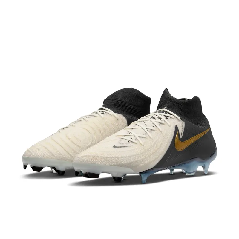 Nike Phantom Luna 2 Elite FG “Mad Ready Pack” (FJ2572-100)