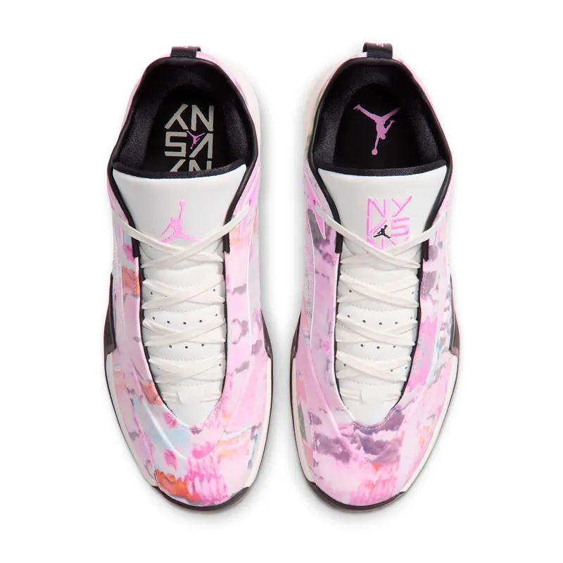 Jordan Triangle – NY vs. NY – “Sail / Black / Pink Beam” (IO3373-100)