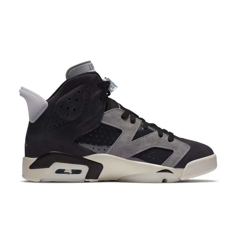Jordan 6 Retro Tech Chrome (W) Black/Light Smoke Grey-Sail-Chrome (CK6635-001)