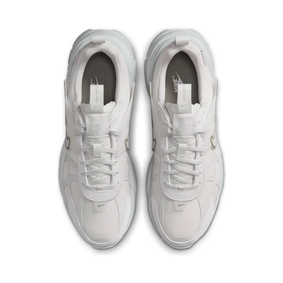 Nike V2K Run Gore-Tex Platinum Tint Light Silver (FZ2622-004)