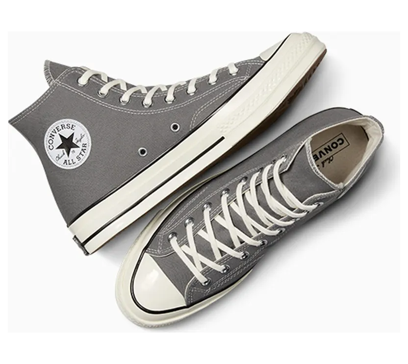 converse-chuck-taylor-all-star A05584C