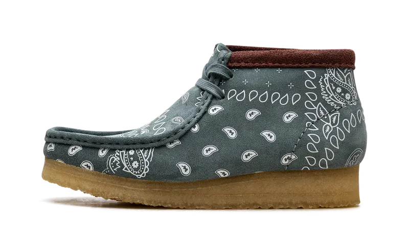 Clarks Wallabee Boot “Green Paisley Suede” (26168743)