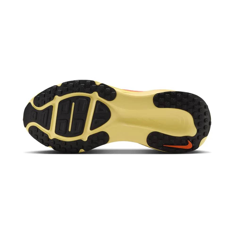 Nike Vomero 18 SE “International Running Pack – Vivid Sulfur” (IH3576-999)