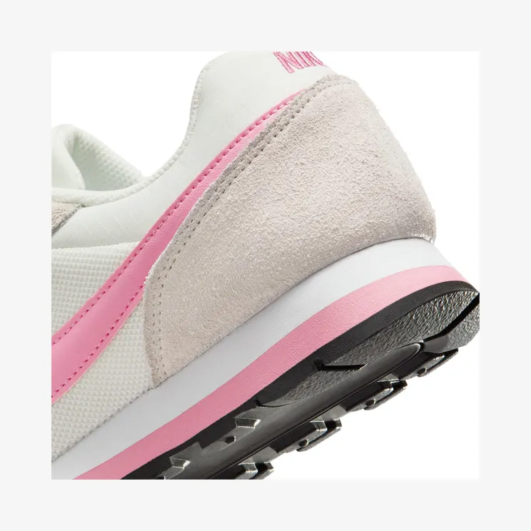 nike-md-runner-2 749869-106