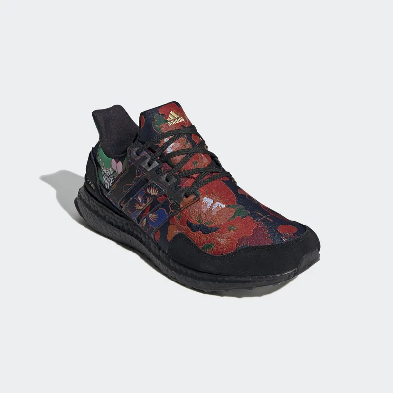 adidas Ultra Boost DNA Yuanxiao Core Black/Core Black/Scarlet (FX1061)