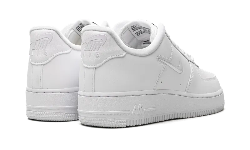 Nike AIR FORCE 1 ’07 SE “Tie Dye Swoosh” (FB8251-100)