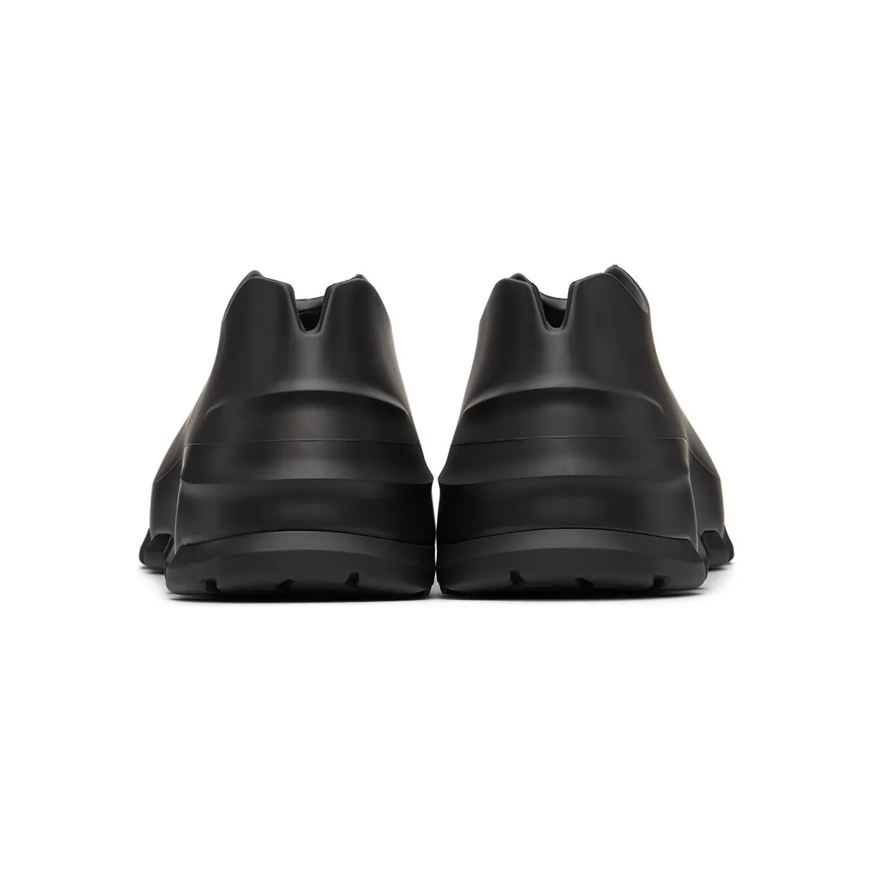Givenchy Black Monumental Mallow Low Sneakers (BHZ013H113) (4)