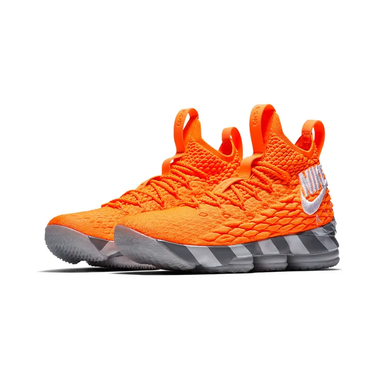 nike-lebron-15 AR5125-800