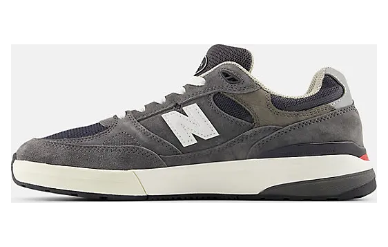 new-balance-numeric NM933GDY