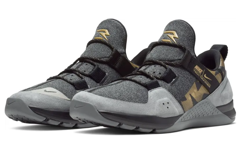 Nike Tech Trainer Russell Wilson