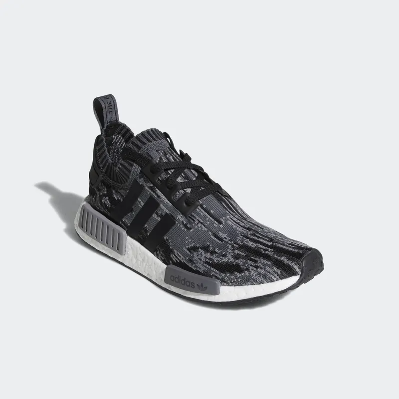 adidas NMD R1 Core Black Grey Three Core Black/Core Black/Grey Three (BZ0223)