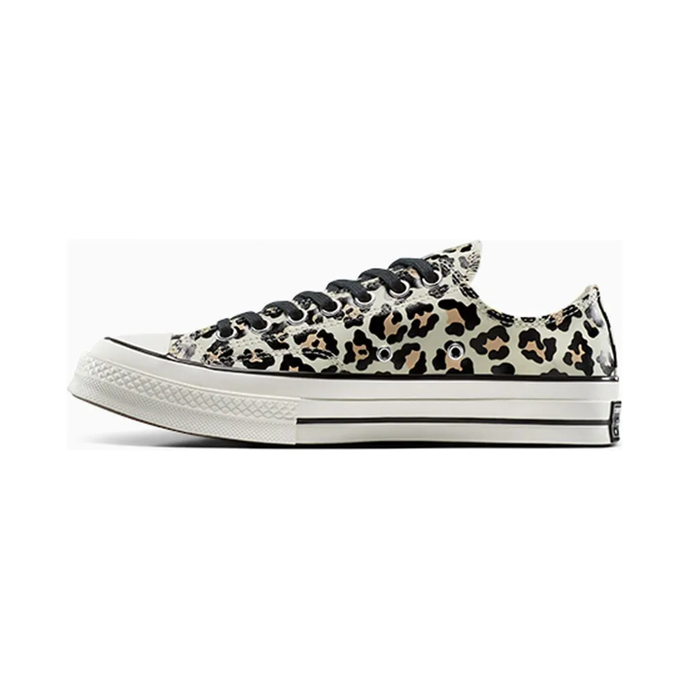 Converse Chuck 70 “Glow-In-The-Dark Leopard” (A15033C)