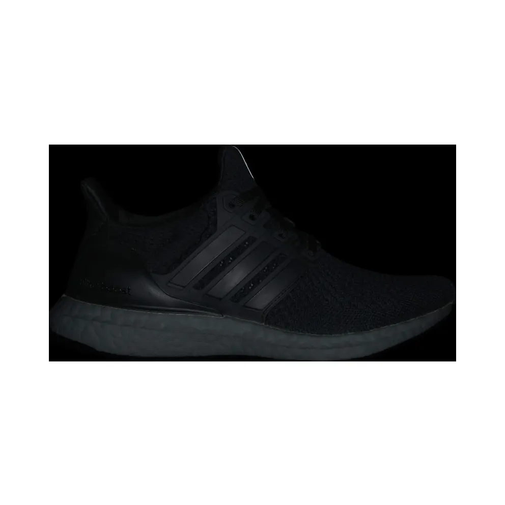Adidas Ultraboost 1.0 Core Black / Core Black / Beam Green (HQ4218)