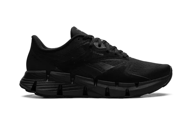 Reebok Zig Dynamica 5 “Core Black/Footwear White” (100074-662)