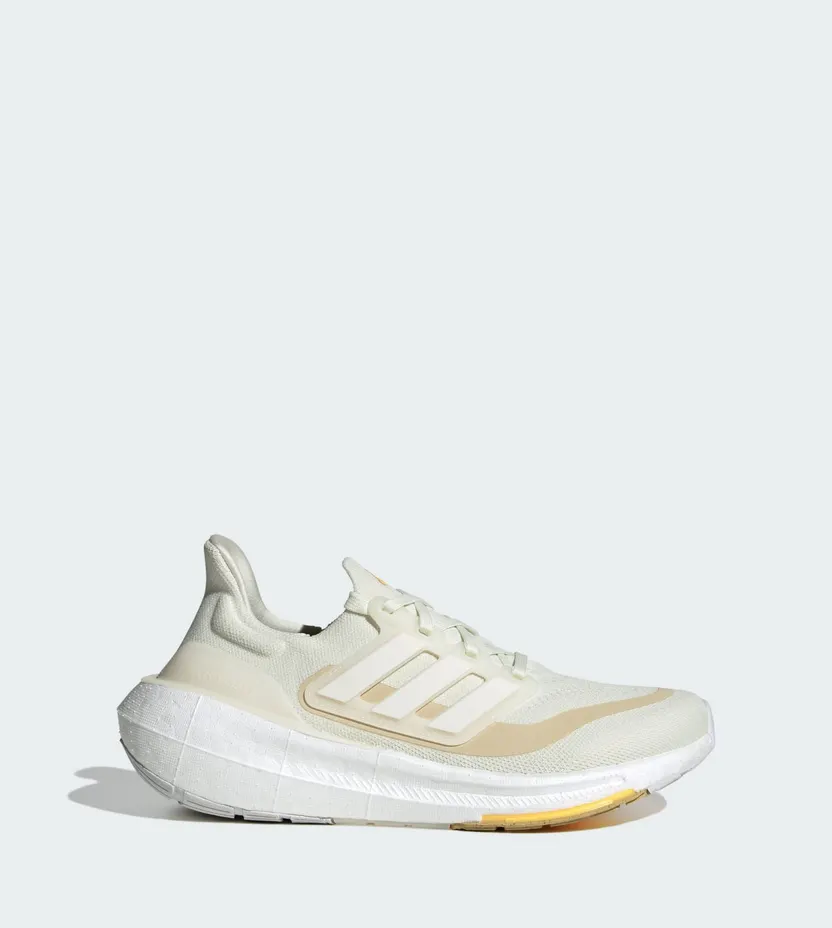adidas Ultra Boost Light Ivory Core White Crystal Sand (ID3318)