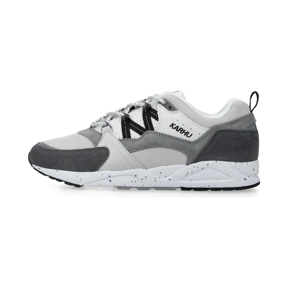 Karhu Fusion 2.0 (limestone / jet black) – F804181