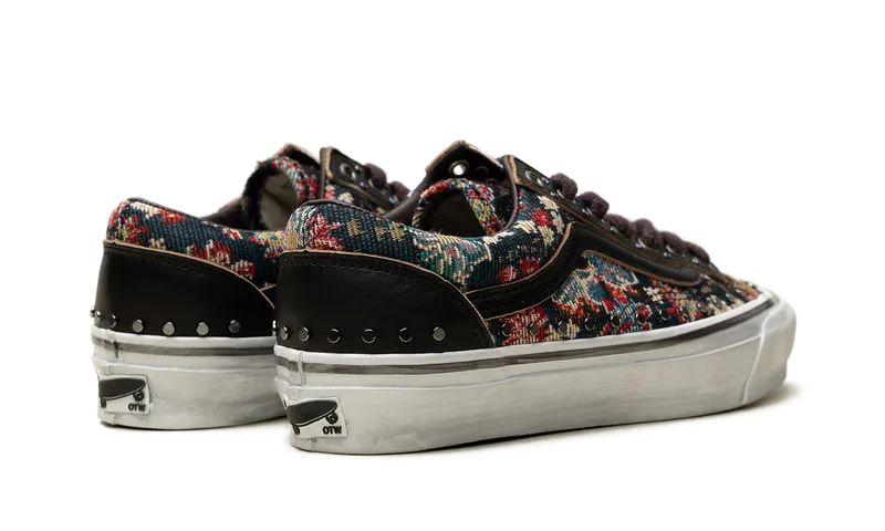 Vans OTW Old Skool 36 Vibram “Floral Rivets Black” (VN000D2GBLA)