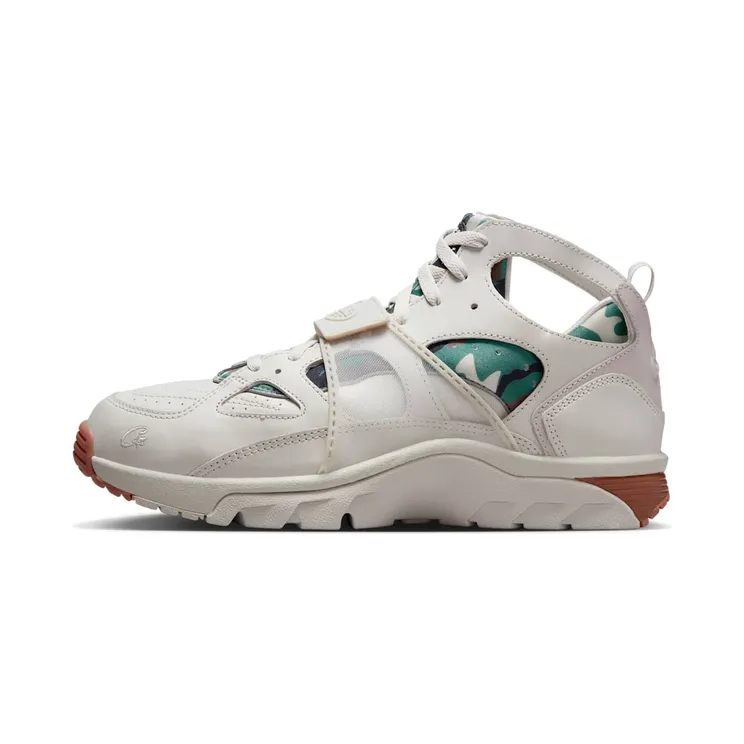 Nike Trainer Huarache Corteiz – “Light Bone / White / Black” (FQ8793-002)