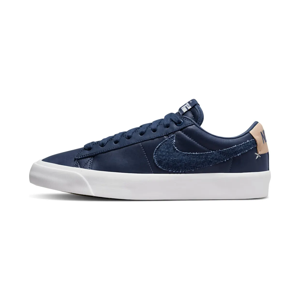 nike-zoom DM8890-400