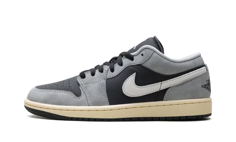 Air Jordan 1 Low SE “Light Smoke Grey” (HQ2010-012)