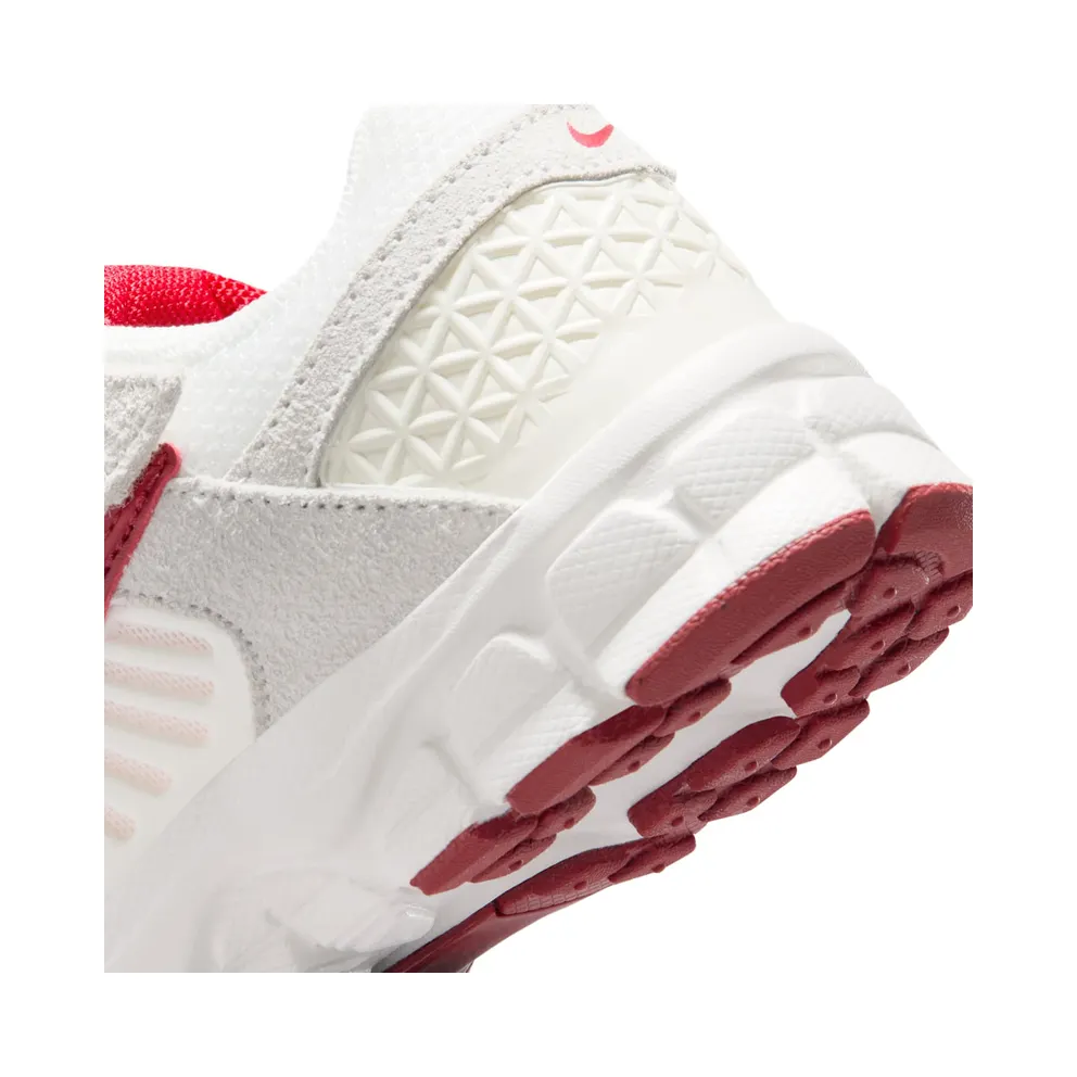 Nike Vomero Sail / Team Crimson / University Red (IO9259-100)