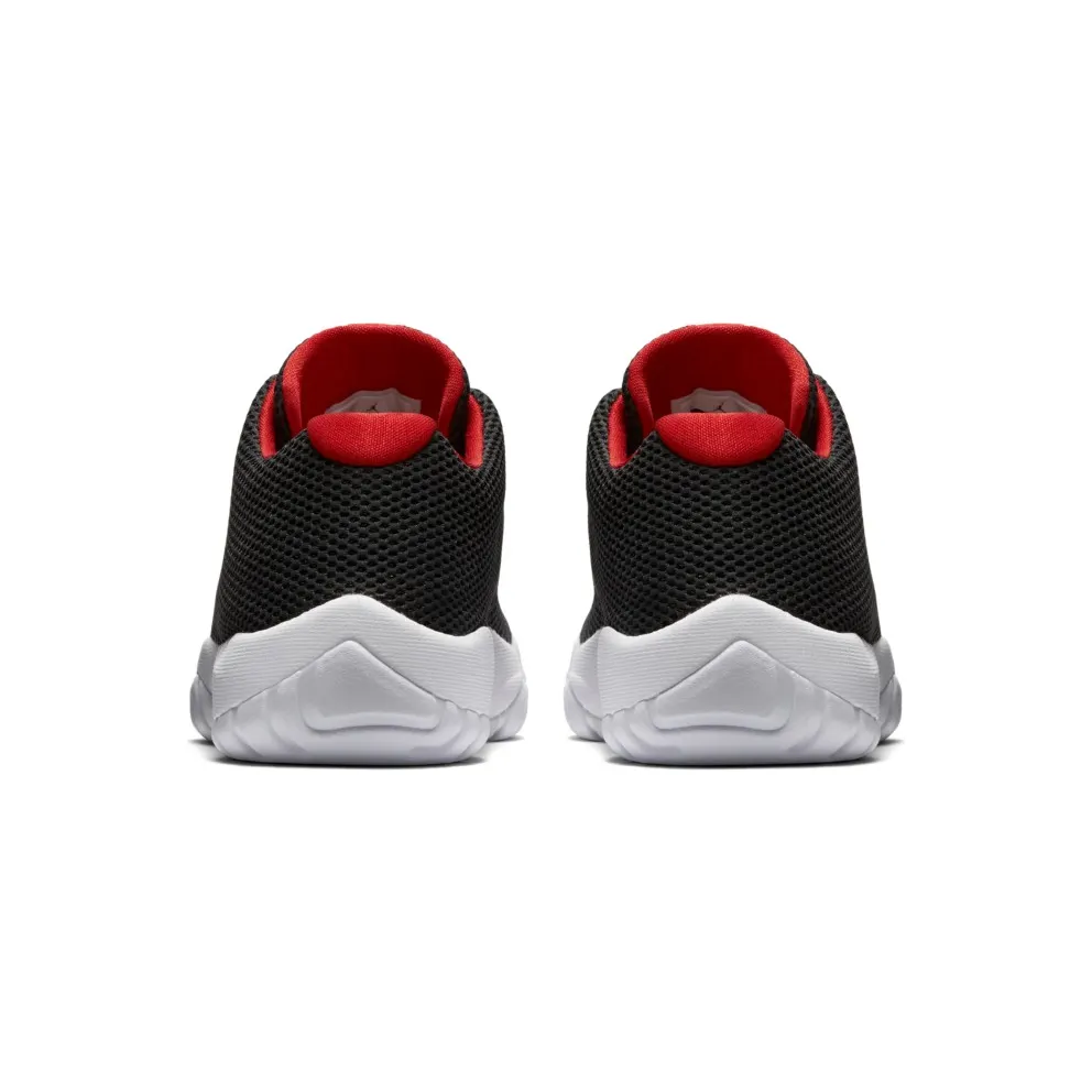 Jordan Future Low Black Red White Black/University Red-White (718948-001)