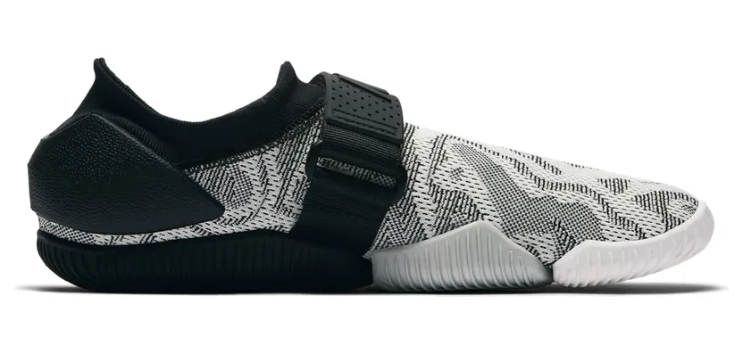 nike-aqua-sock-360 902782-002