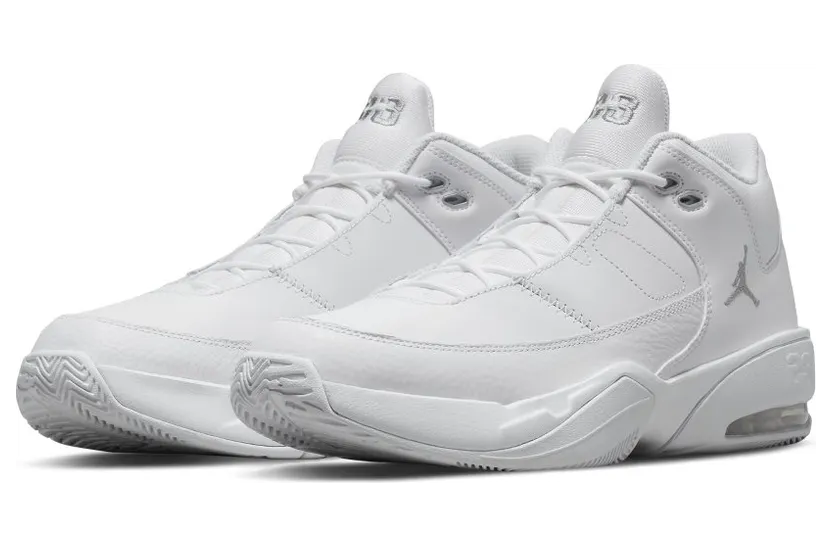 air-jordan-max-aura CZ4167-110