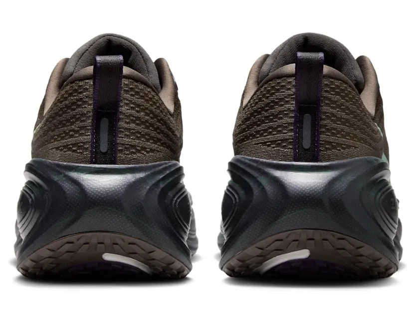 nike-vomero-plus IR7550-030