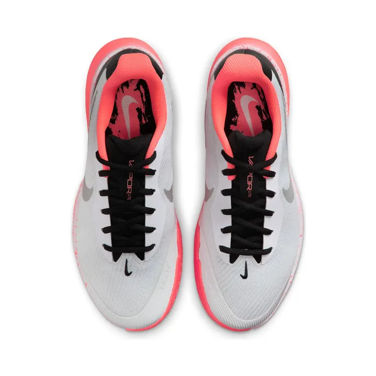 nikecourt HV1384-100