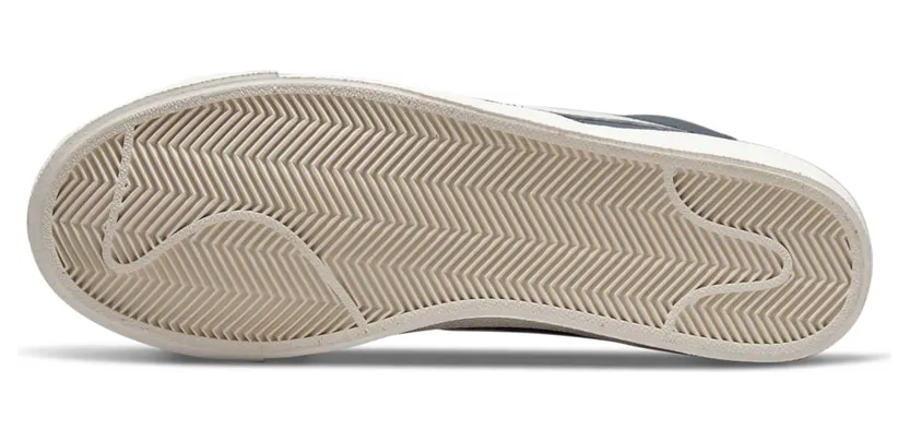 nike-blazer BQ6806-401
