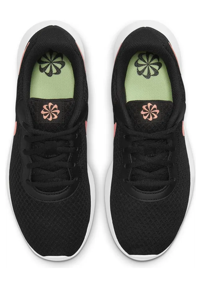 nike-tanjun DJ6257-001