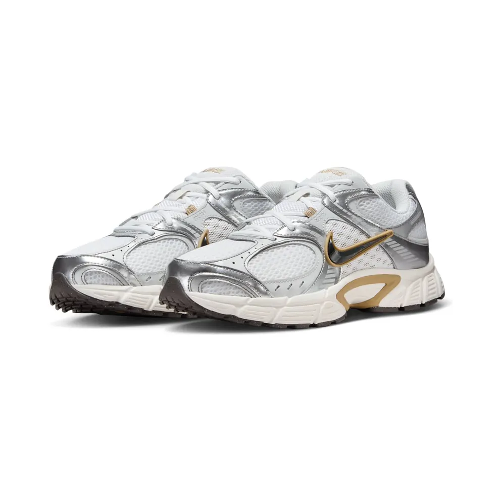 Nike V5 RNR “Parachute Beige Metallic Pewter” (HJ5228-102)