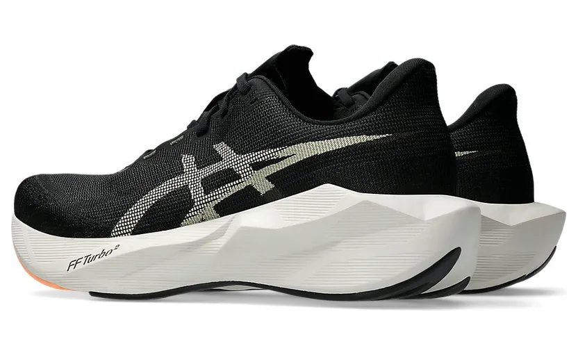 asics-novablast 1011C243-001