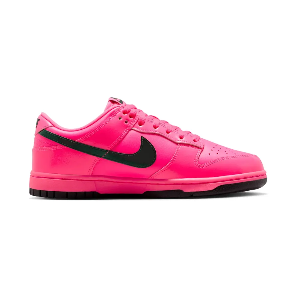 Nike Dunk Low “Pink Blast” (IV2040-600)