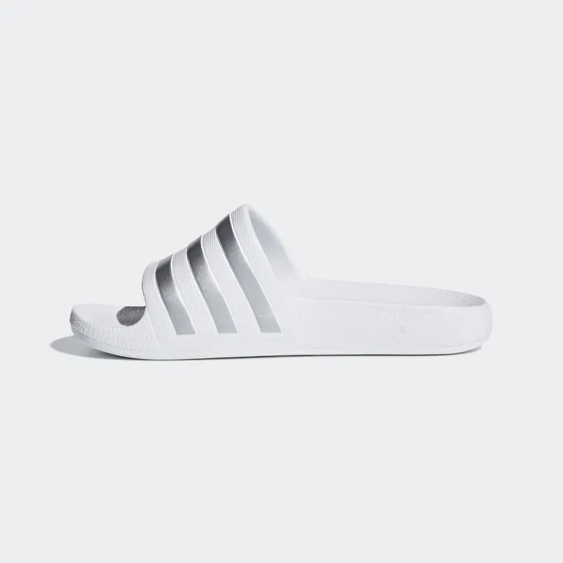 Adidas Adilette Aqua Slides Cloud White / Silver Met. / Cloud White (F35555)