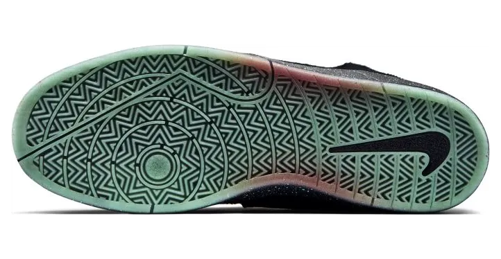 nike-kobe 647594-001