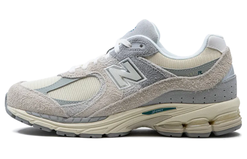 New Balance M2002REK (beige) – M2002REK