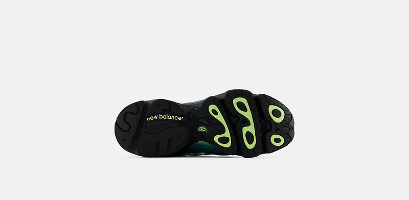 New Balance 1000 “Faded Black Afterglow” (U100040B)