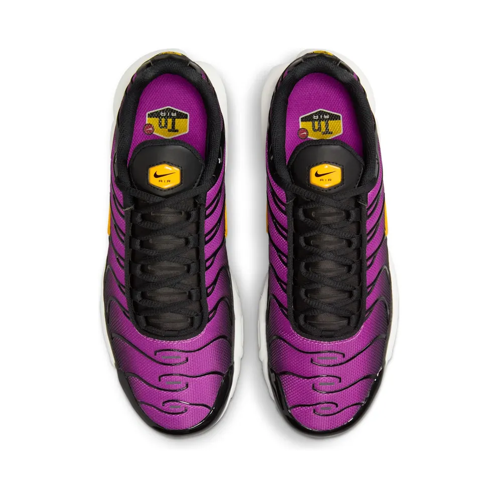 Nike Air Max Plus Black Laser Orange White Hyper Violet (DZ3670-005)