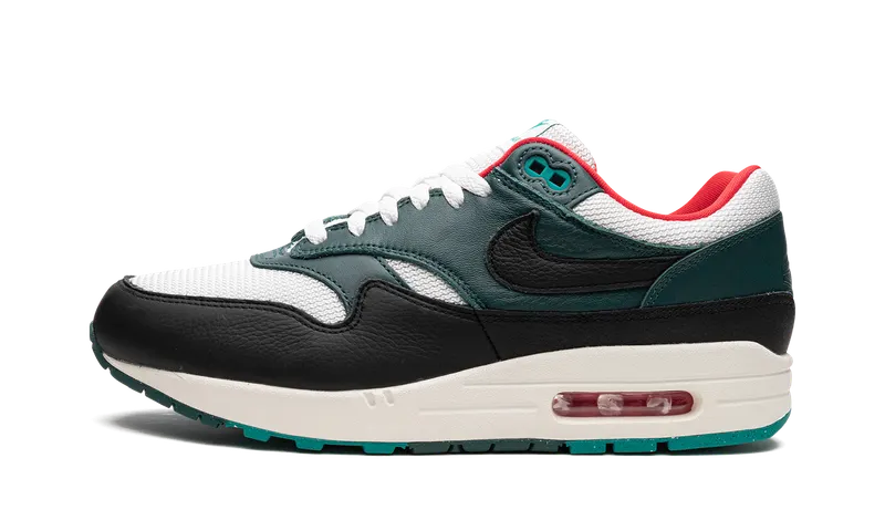 Nike Air Max 1 “LeBron James x Liverpool” (FB8914-100)