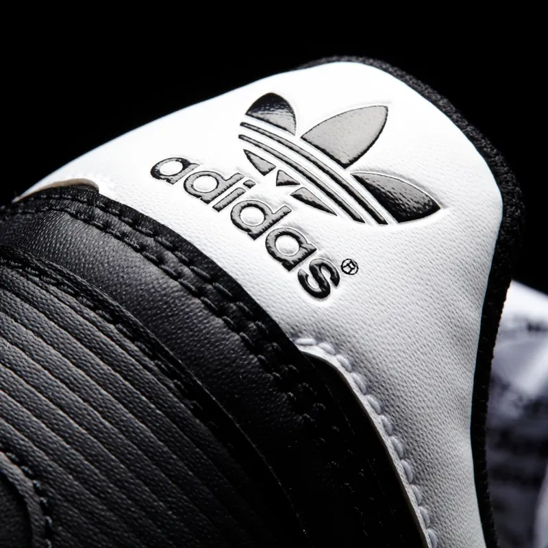 Adidas ZX 700 Core Black / White / Core Black (G63499)