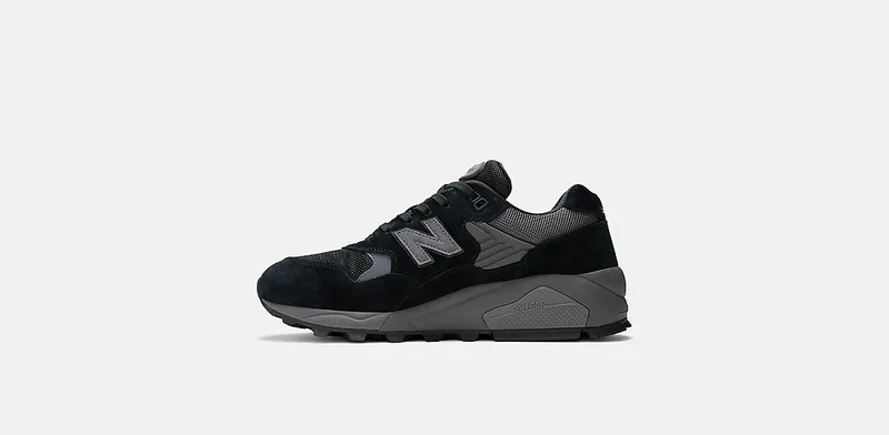 New Balance 580 Gore-Tex Black Magnet (MT580RGR)