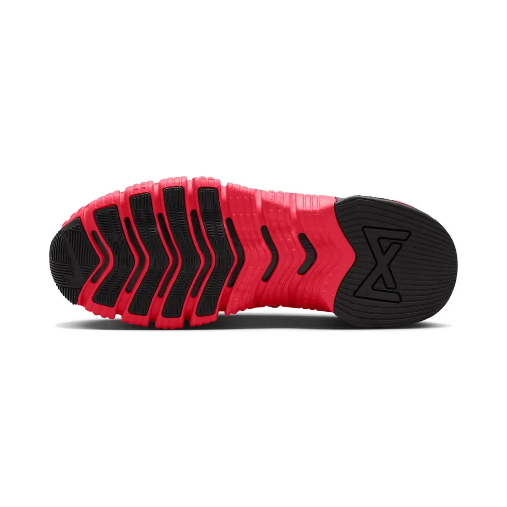 Nike Free Metcon 5 “Black / Challenge Red / Team Crimson / Siren Red” (DV3950-003)