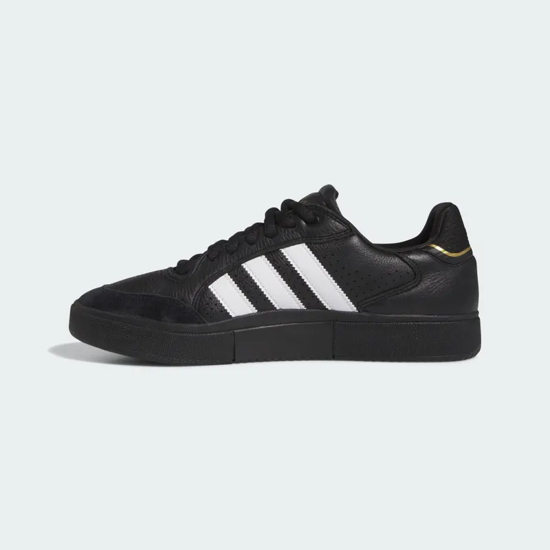 adidas Tyshawn Low Core Black / Cloud White / Gold Metallic (IE3124)
