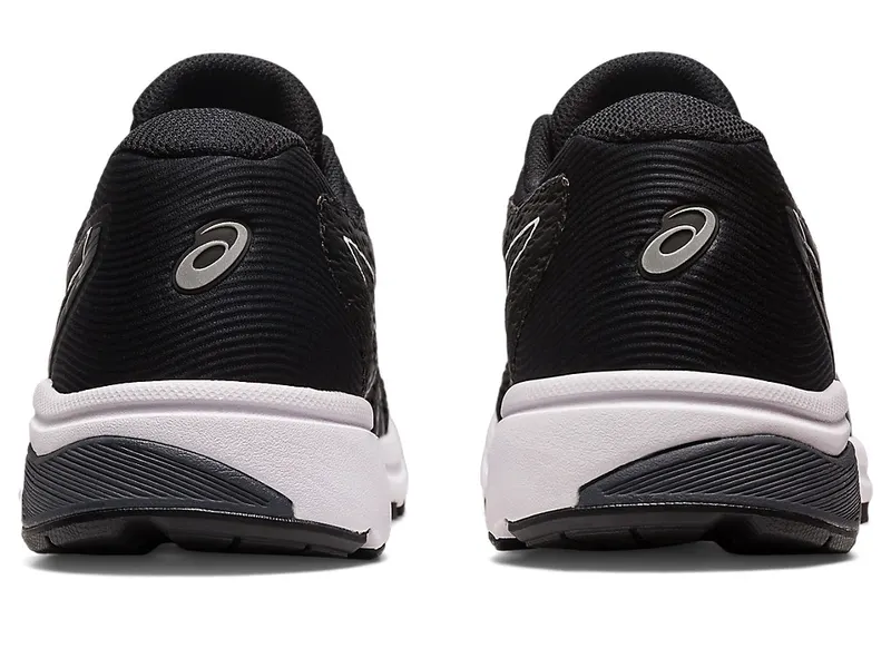 Asics GT-800 Black/White (1011B747.001)